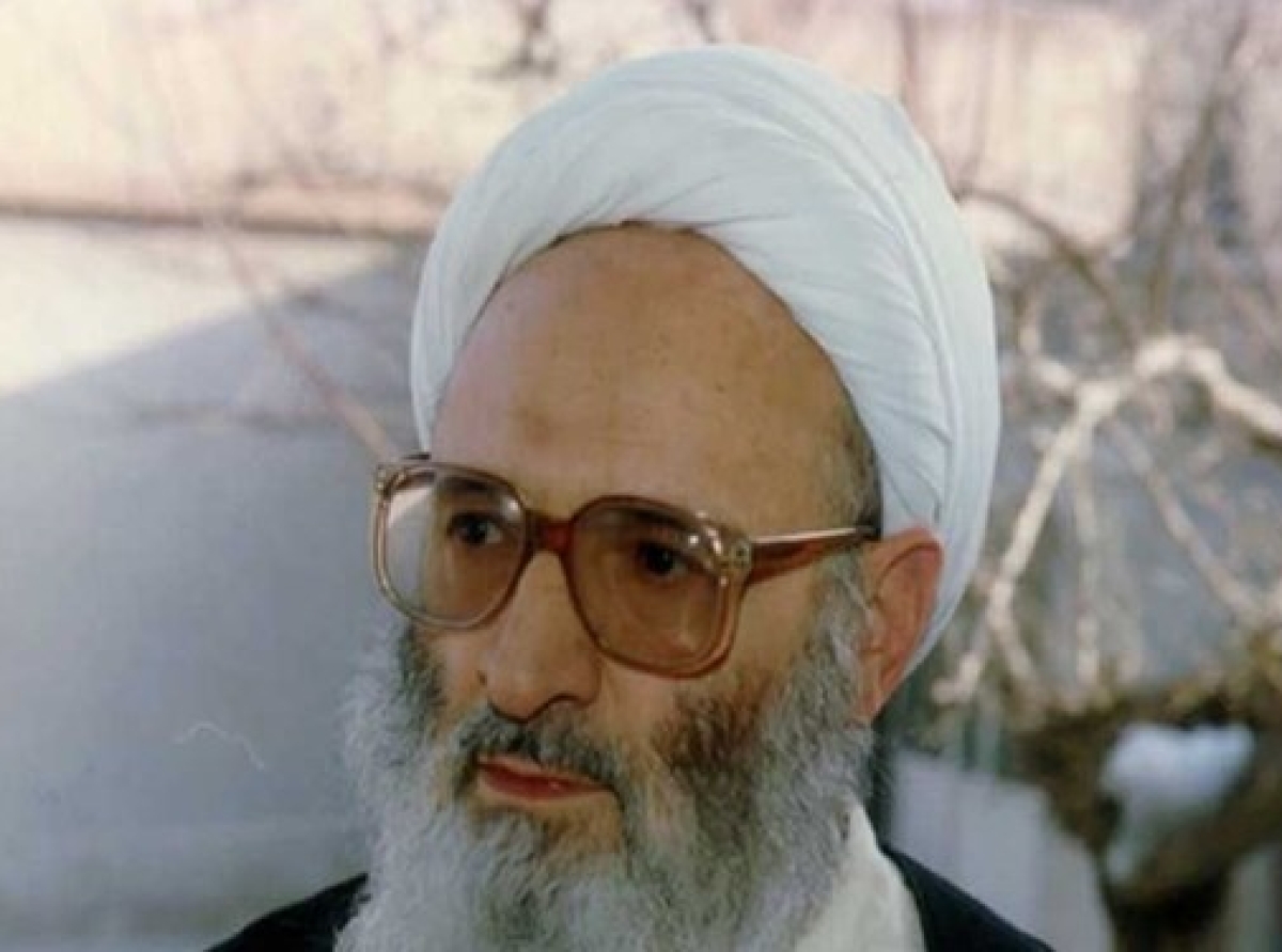 Biography of Allameh Hassanzadeh Amoli