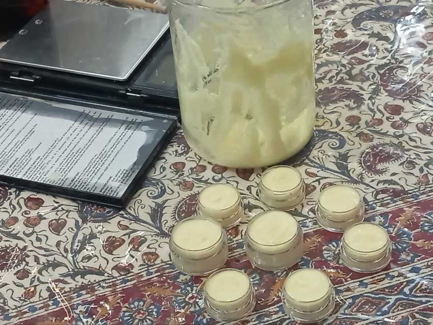 ساخت کرم های گیاهی